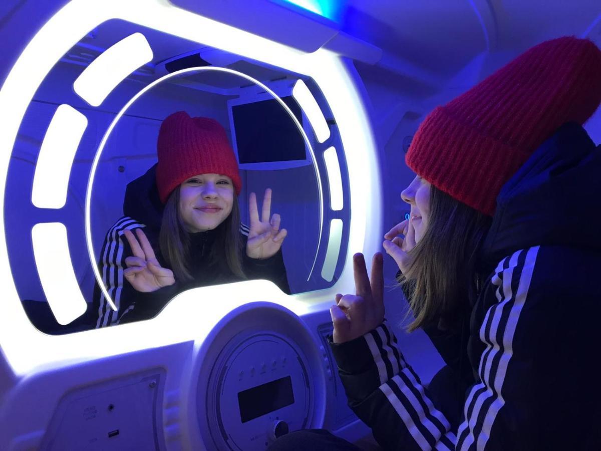 Space Night Capsule * Berlijn